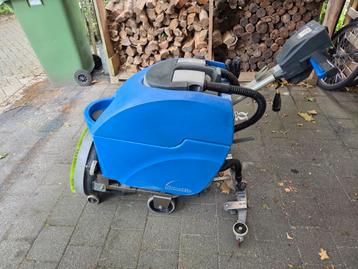 Numatic TT3450 Schrobzuigmachine - Netstroom beschikbaar voor biedingen