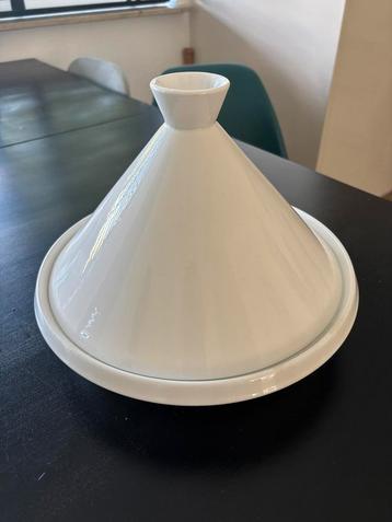 Tajine beschikbaar voor biedingen
