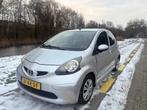 Toyota Aygo 1.0-12V + Automaat, Auto's, Gebruikt, 4 stoelen, 68 pk, Origineel Nederlands