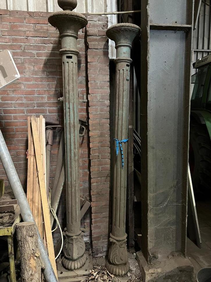 Antieke ijzeren poort pilaren, Tuin en Terras, Tuinhekken en Hekwerk, Gebruikt, Sierhekwerk, IJzer, Ophalen