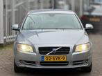 Volvo S80 2.4 D5 Executive Aut Stoel vw Leder Navi Trekhaak, Gebruikt, 179 €/maand, 2000 kg, Navigatiesysteem