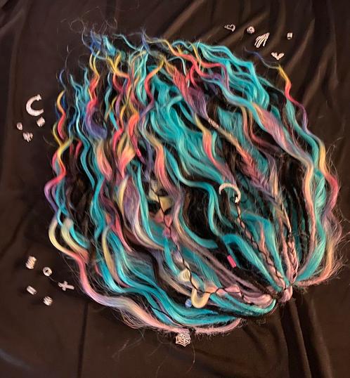 Dreads vlecht extensions krullen regenboog zwart turquoise, Sieraden, Tassen en Uiterlijk, Uiterlijk | Haarverzorging, Nieuw, Pruik of Haarverlenging