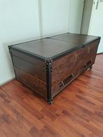 Met leer beklede salontafel/kist, Huis en Inrichting, Tafels | Salontafels, Ophalen, 100 tot 150 cm, 50 tot 100 cm, Zo goed als nieuw
