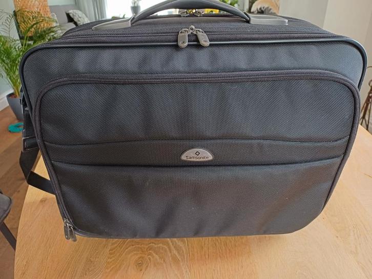 Samsonite trolley aktentas laptoptas, Computers en Software, Laptoptassen, Zo goed als nieuw, Trolleytas, 17 inch of meer, Ophalen of Verzenden