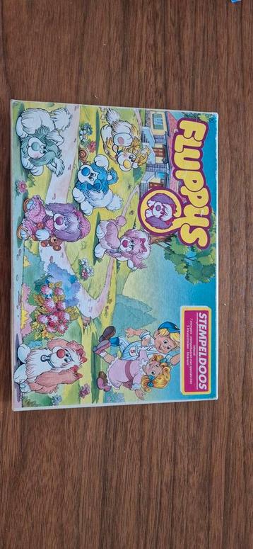 Fluppys Fluppy Stempeldoos 1986 + Yogo Bear Vintage beschikbaar voor biedingen