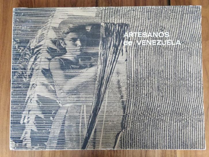 Artesanos de Venezuela. Text by J. Tello; Photographs by Pet, Boeken, Kunst en Cultuur | Fotografie en Design, Gelezen, Fotografen