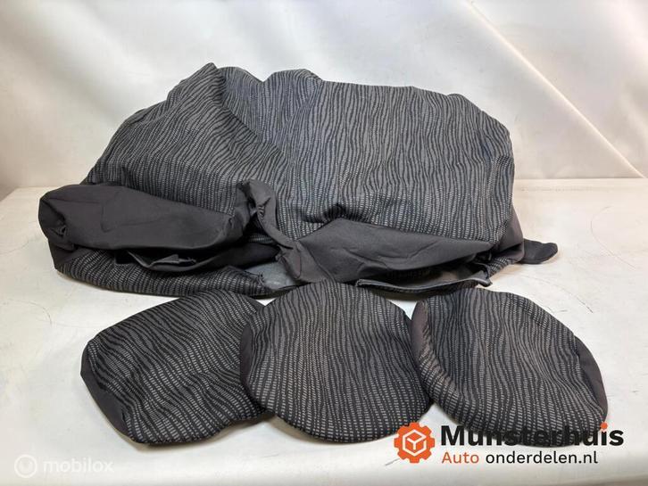 Stoelbekleding  origineel Renault Trafic R8201409819, Auto-onderdelen, Interieur en Bekleding, Opel, Nieuw, Ophalen of Verzenden