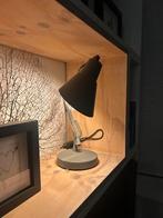 Mooie grijze design lamp, Ophalen of Verzenden, Zo goed als nieuw, Metaal, Minder dan 50 cm