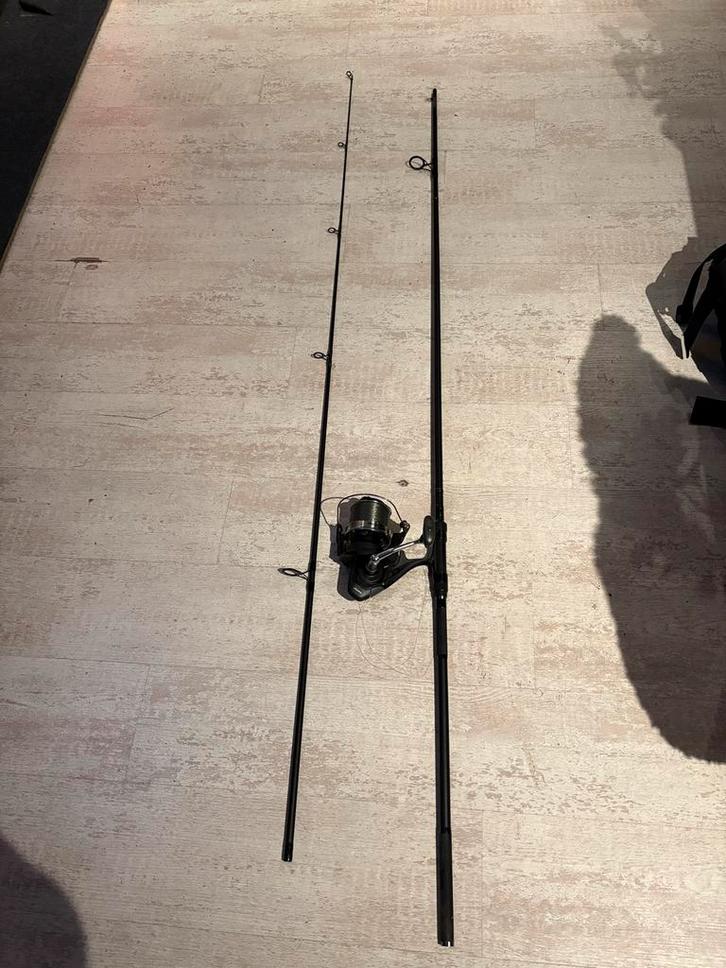 3st Daiwa Black Widow 12ft met Okuma distance dci-80 molens, Watersport en Boten, Hengelsport | Karpervissen, Zo goed als nieuw