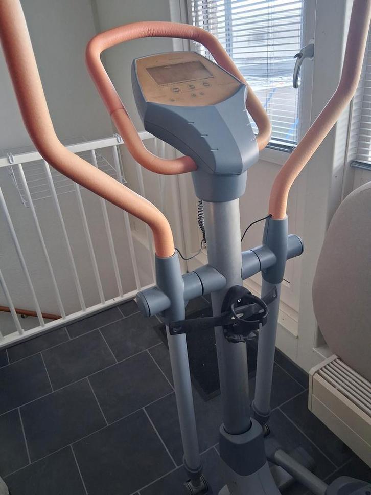 Flowfitness Crosstrainer, Sport en Fitness, Fitnessapparatuur, Gebruikt, Crosstrainer, Ophalen