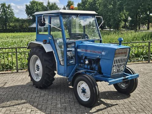 Mooie nette ford 3000, Zakelijke goederen, Agrarisch | Tractoren, 5000 tot 7500, Ford, tot 80 Pk, Gebruikt, Ophalen