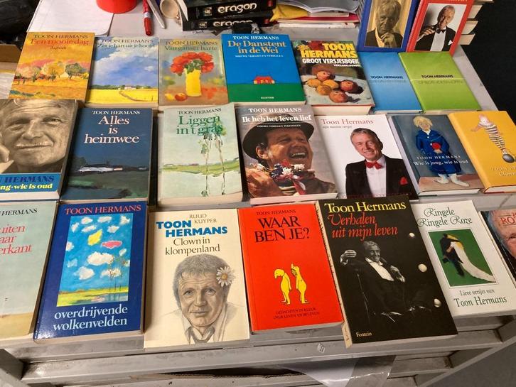 T.K. nog ca 15 boeken van Toon Hermans zie actuele lijst +CD, Boeken, Overige Boeken, Gelezen, Ophalen of Verzenden