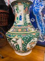 Mooie grote vaas. Kangxi stijl, Ophalen