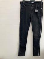 Nieuwe zwarte  5-pocket broek met zilveren bies - Maat M, Zwart, Nieuw, Ophalen of Verzenden, W28 - W29 (confectie 36)