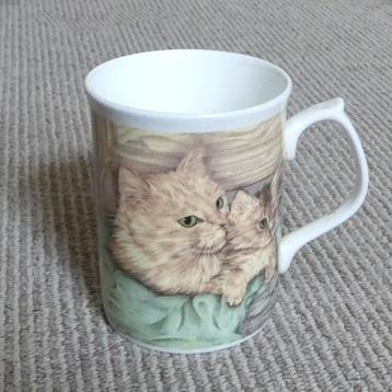 Duchess vintage kattenbeker Pillow Talk porselein beker beschikbaar voor biedingen