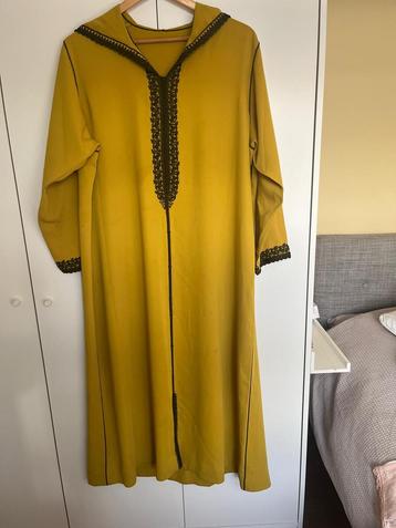 Takshita en jalaba samen voor €60 (p.s. €35,-) beschikbaar voor biedingen