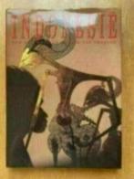 Indonesië . Een reis door de gordel van smaragd., Ophalen of Verzenden, Gelezen