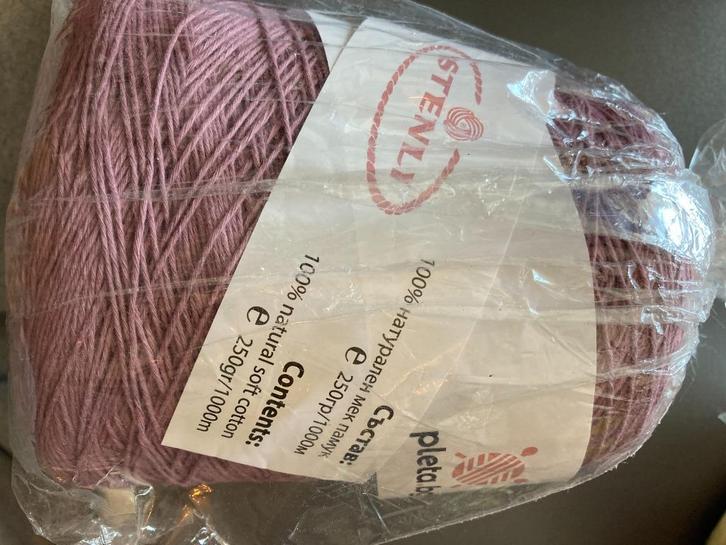 wool cotton cake (lees de advertentie text aub), Hobby en Vrije tijd, Breien en Haken, Nieuw, Haken, Wol of Garen, Ophalen of Verzenden
