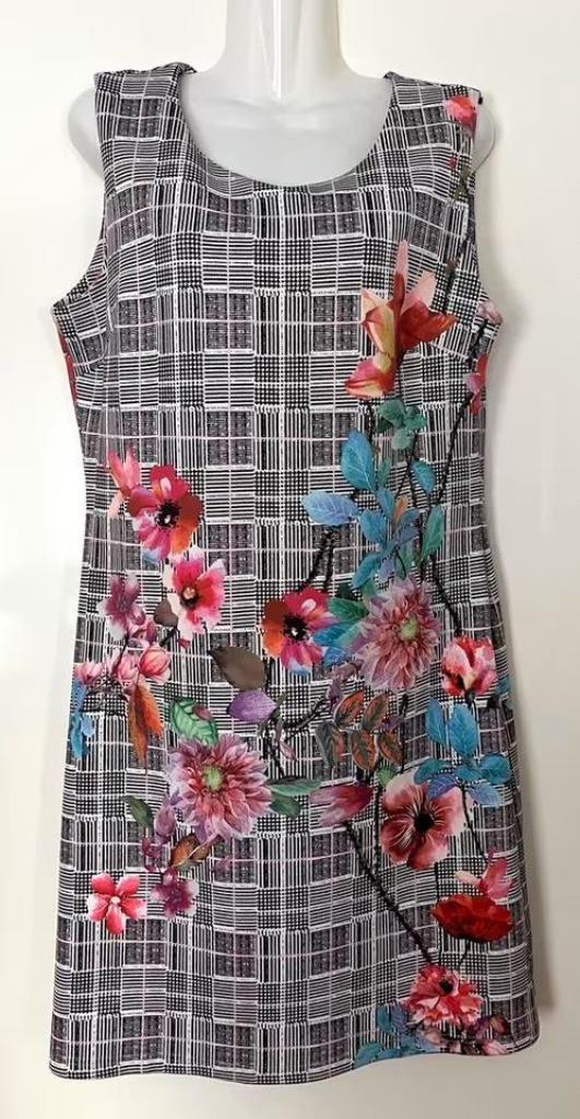 Sweet Miss jurk maat 42[v], Kleding | Dames, Jurken, Zo goed als nieuw, Maat 42/44 (L), Knielengte, Ophalen of Verzenden