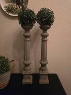 Decoratieve zuilen met bolvormige buxus, Huis en Inrichting, Ophalen of Verzenden, Zo goed als nieuw