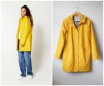 America Today - nieuwstaat Janice regenjas / geel / maat S, Kleding | Dames, Verzenden, Geel, Zo goed als nieuw, Maat 36 (S)