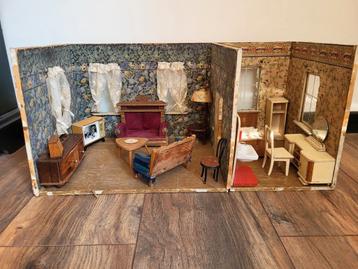 Poppenhuis. beschikbaar voor biedingen