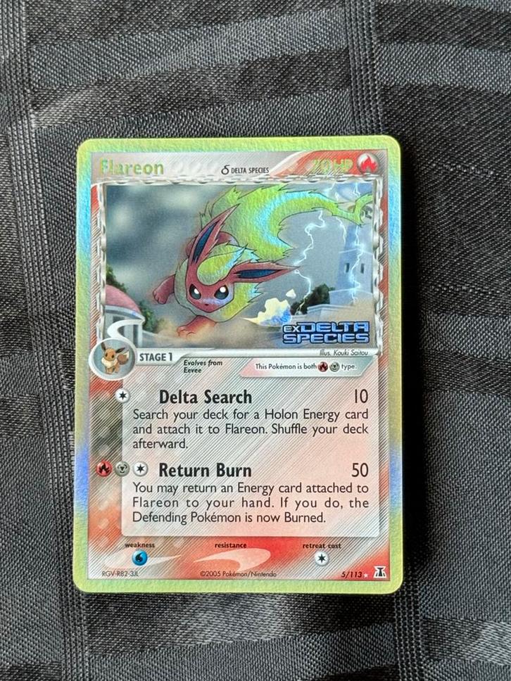 Flareon (Delta Species) 5/113 Delta Species Reverse Holo, Hobby en Vrije tijd, Verzamelkaartspellen | Pokémon, Zo goed als nieuw