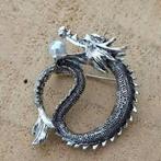 een mooie draak broche, Nieuw, 4 tot 7 cm, Zilver, Verzenden