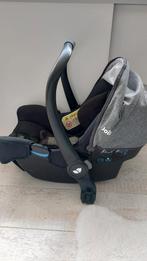 Autostoeltje baby joie incl base en warme zak maxi cosi, Kinderen en Baby's, Autostoeltjes, 0 t/m 13 kg, Maxi-Cosi, Zo goed als nieuw