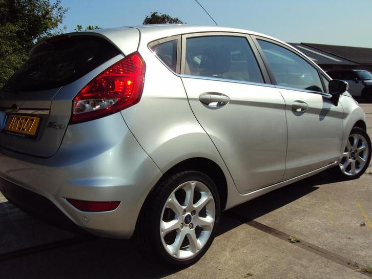 Ford Fiesta 1.25 Titanium, Auto's, Ford, Bedrijf, Te koop, Fiësta, ABS, Airbags, Airconditioning, Boordcomputer, Centrale vergrendeling