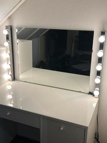 Kaptafel met led lamp en spiegel 