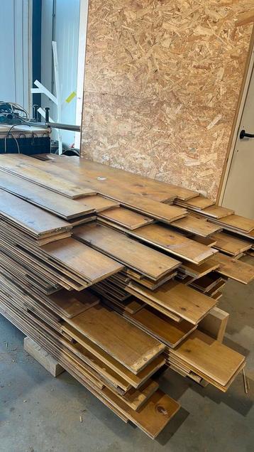 Massief grenen vloer 18cm breed 220cm lang 50m2 beschikbaar voor biedingen