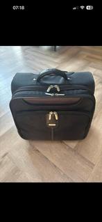 Targus reiskoffer zgan, Ophalen, 17 inch of meer, Zo goed als nieuw, Rugzak