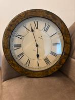 Mooie Junghans Wandklok met Houten Rand, Ophalen of Verzenden, Zo goed als nieuw, Analoog, Wandklok