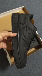 Nike Air Force 1 Triple Black - Volledig Zwart, Ophalen of Verzenden, Nieuw, Zwart, Sneakers of Gympen