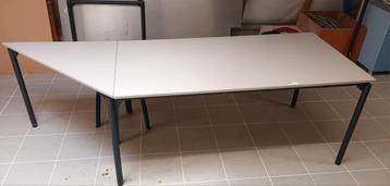 bureau met hoekstuk en extra zijpoten