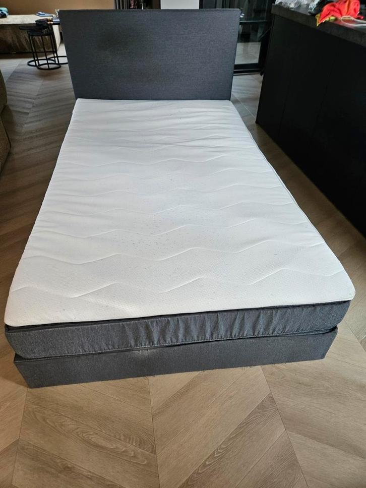 Boxspring antraciet 120 cm met net en schoon matras, Huis en Inrichting, Slaapkamer | Boxsprings, Gebruikt, 120 cm, 200 cm, Twijfelaar