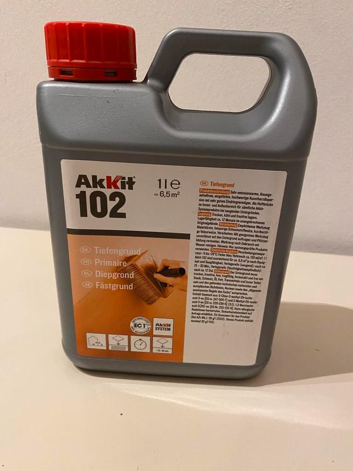 Akkit 102 egaline primer - 1 liter, Doe-het-zelf en Verbouw, Tegels, Nieuw, Overige typen, Overige materialen, Ophalen