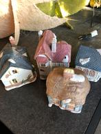 4 stenen kerst huisjes, Diversen, Kerst, Ophalen of Verzenden, Zo goed als nieuw