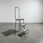 Vintage industriële opstapkruk / keukentrapje / mini ladder, Huis en Inrichting, Krukjes, Ophalen, Gebruikt, Hout