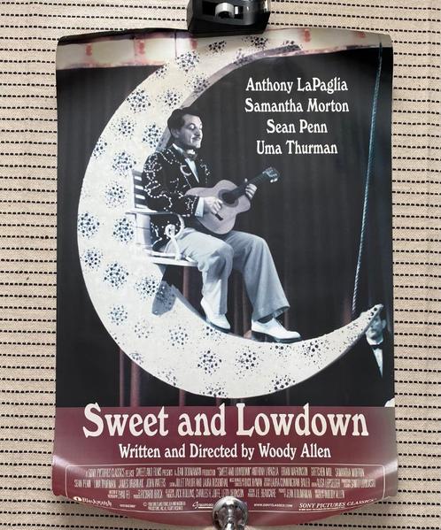 Gratis Film poster Sweet and Lowdown Woody Allen uit 1999, Verzamelen, Posters, Gebruikt, Film en Tv, Rechthoekig Staand, Ophalen of Verzenden