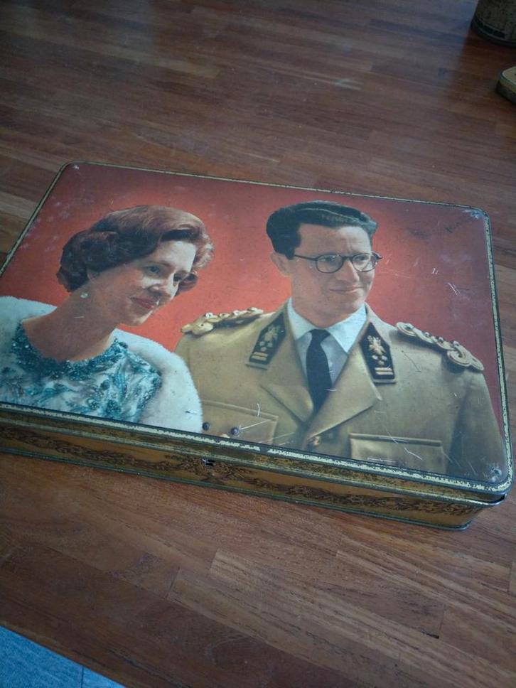 €5 Jacques Chocolade Blik Koning Boudewijn & Fabiola, Verzamelen, Blikken, Gebruikt, Overige, Overige merken, Ophalen of Verzenden
