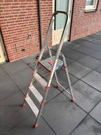 huishoud trap altrex, Doe-het-zelf en Verbouw, Ladders en Trappen, Ophalen, Zo goed als nieuw, Trap, Minder dan 2 meter
