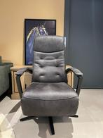 Relaxfauteuil grijs met stalen arm, Ophalen, Kunststof, Sommelsdijkse haven 19, Info@vissermeubelen.nl