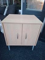 Houten kastje met deurtjes, Huis en Inrichting, Kasten | Overige, Ophalen, Zo goed als nieuw