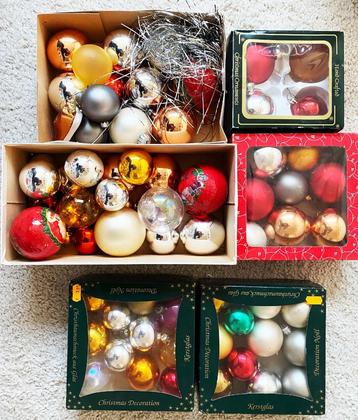 Kerstversieringen beschikbaar voor biedingen