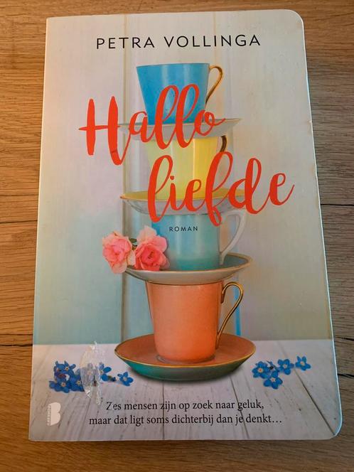 Hallo Liefde, Petra Vollinga, Boeken, Chicklit, Zo goed als nieuw, Ophalen of Verzenden