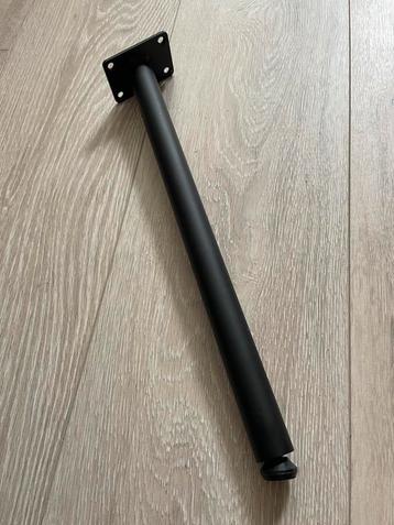 Stalen meubelpootje matzwart 36-38cm beschikbaar voor biedingen