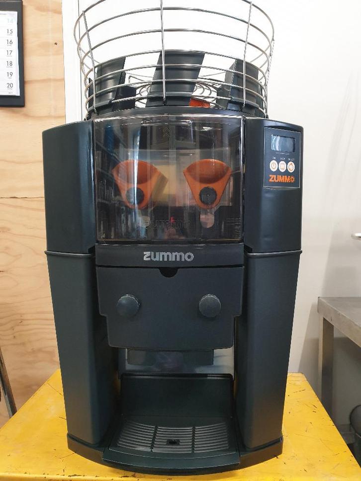 Sinaasappelpers Zummo Z14A volautomaat, Witgoed en Apparatuur, Juicers, Refurbished, Citruspers, Elektrisch, Verzenden