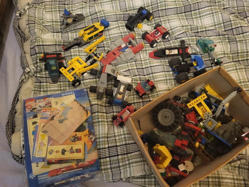 Oude Lego doos met veel boekjes, Kinderen en Baby's, Speelgoed | Duplo en Lego, Gebruikt, Lego, Losse stenen, Ophalen